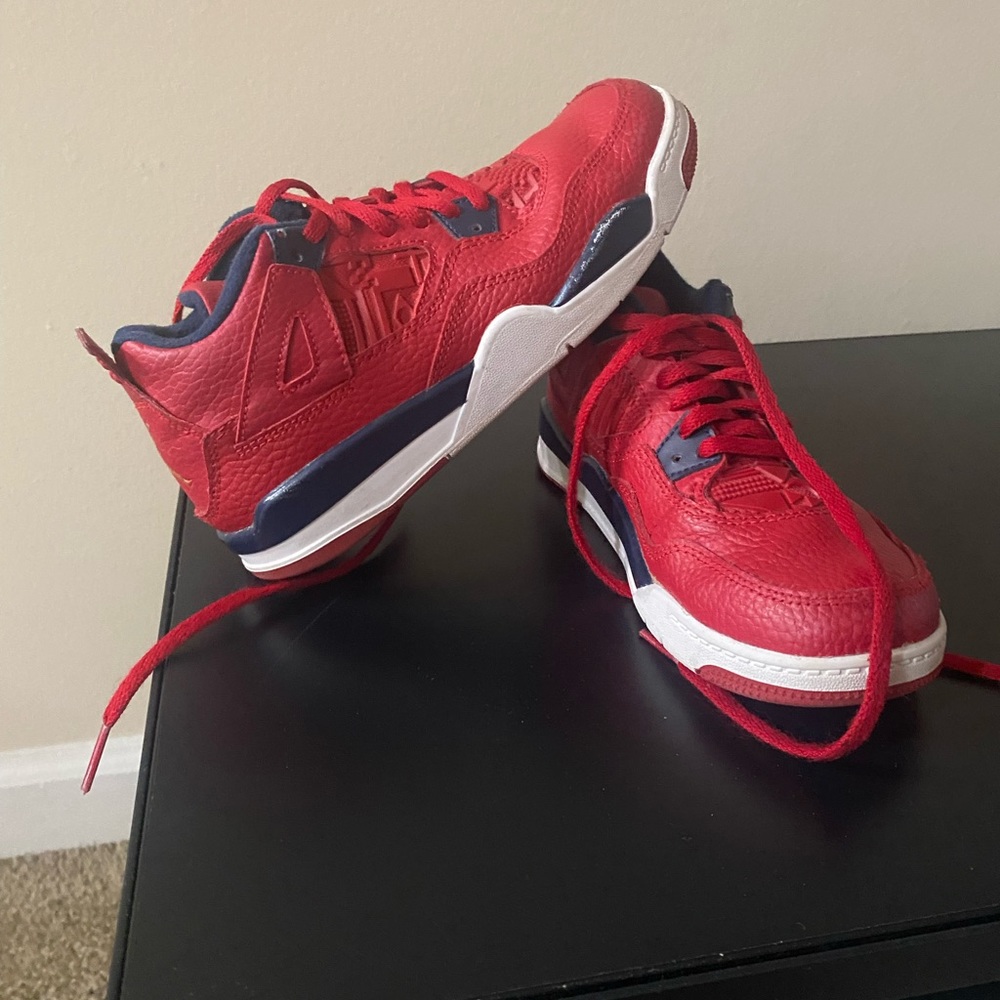 Jordan 4s size 1.5